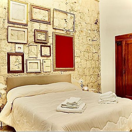 Appartement La Dimora Di Mary à Naples Extérieur photo
