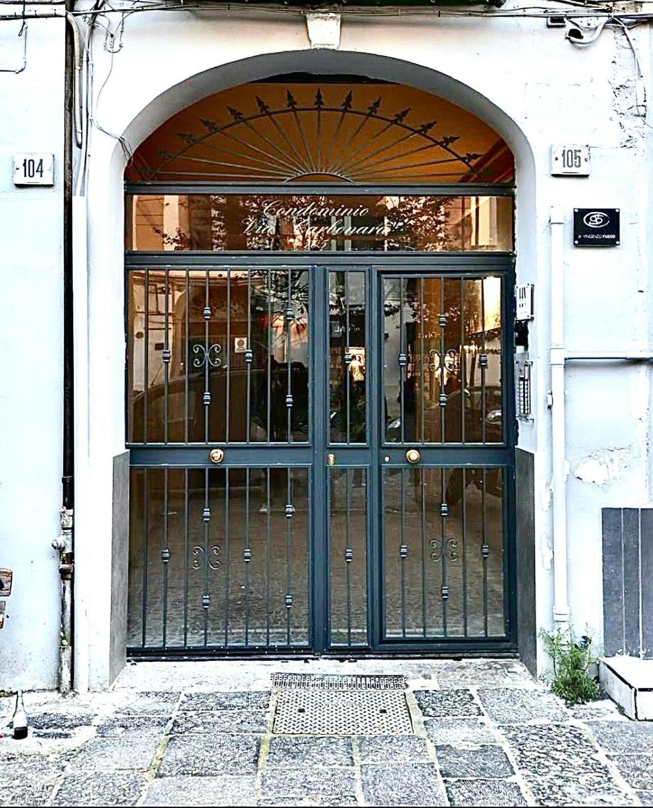 Appartement La Dimora Di Mary à Naples Extérieur photo