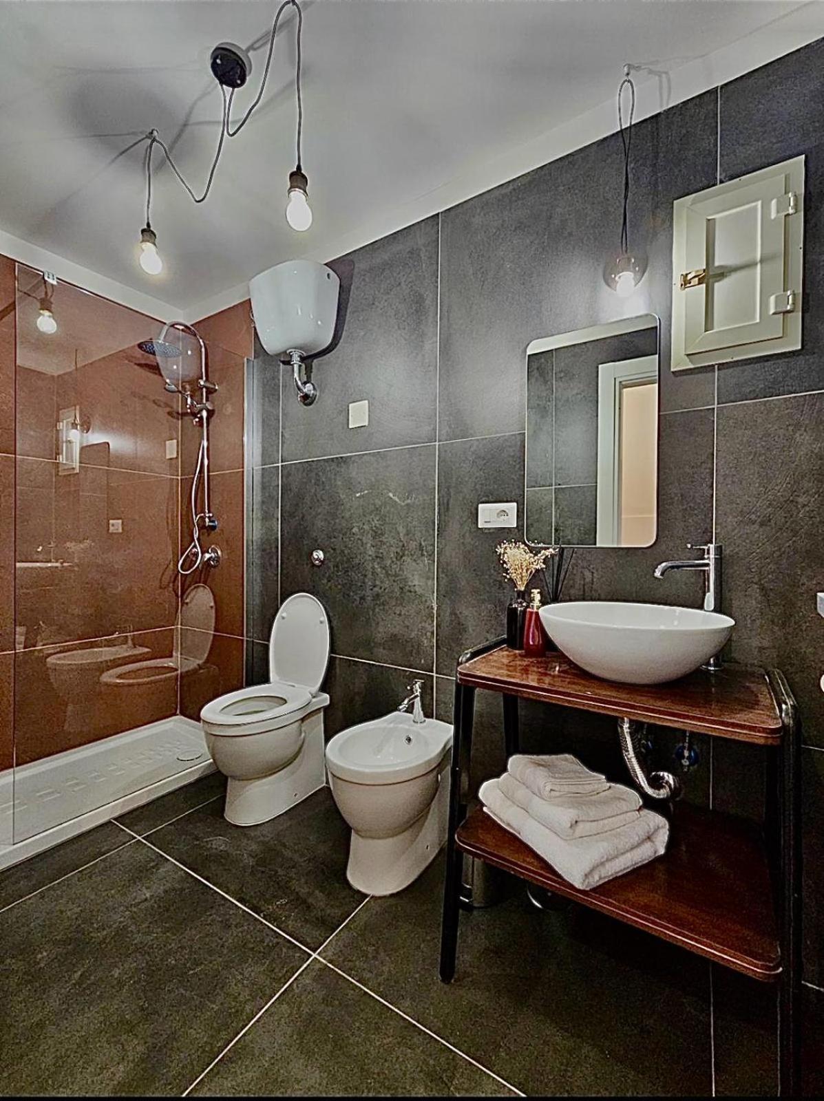 Appartement La Dimora Di Mary à Naples Extérieur photo
